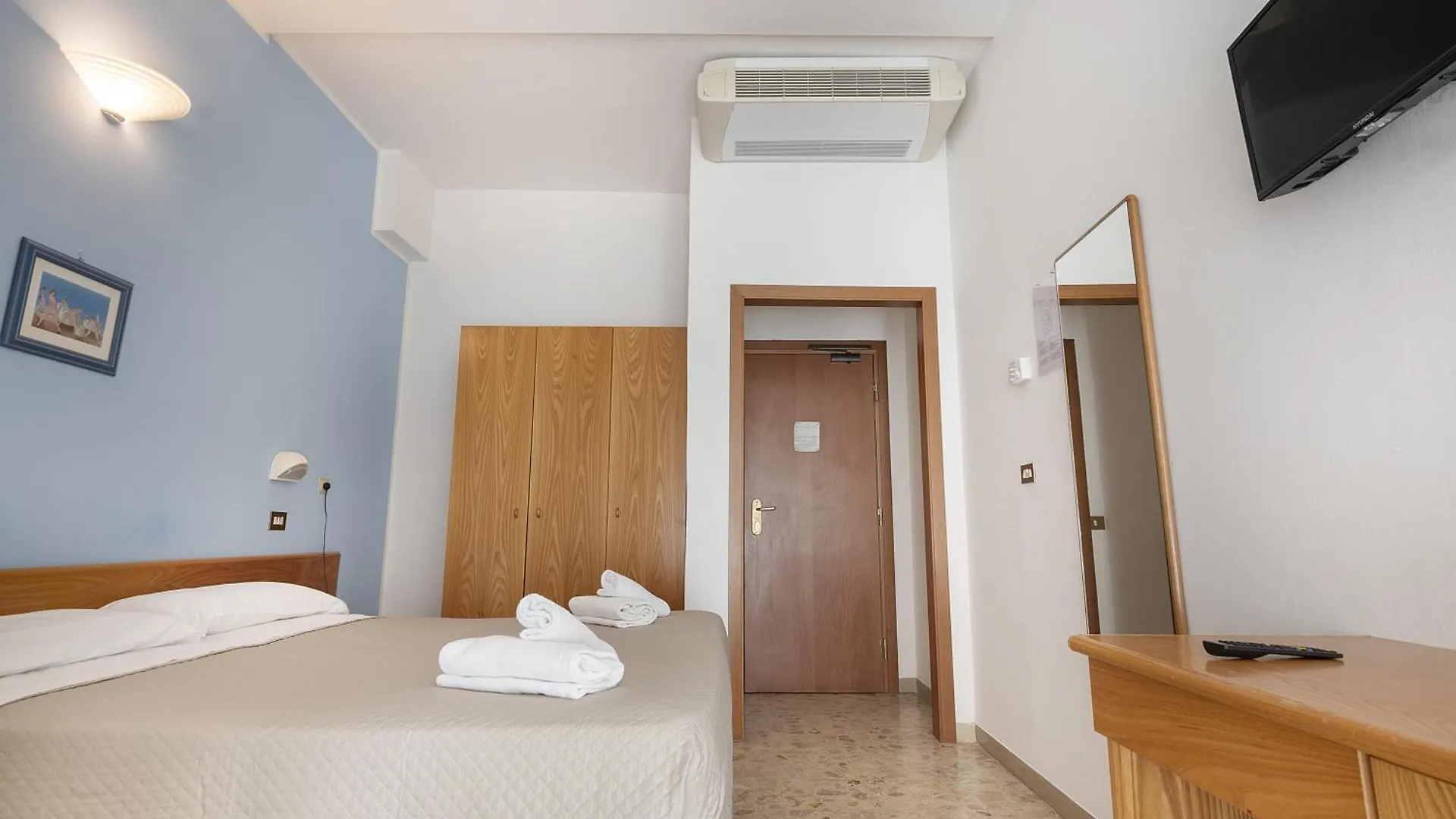 Hotel Santiago Rimini 3*,  Italie