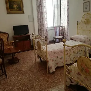  Bed & Breakfast Tanina Italia