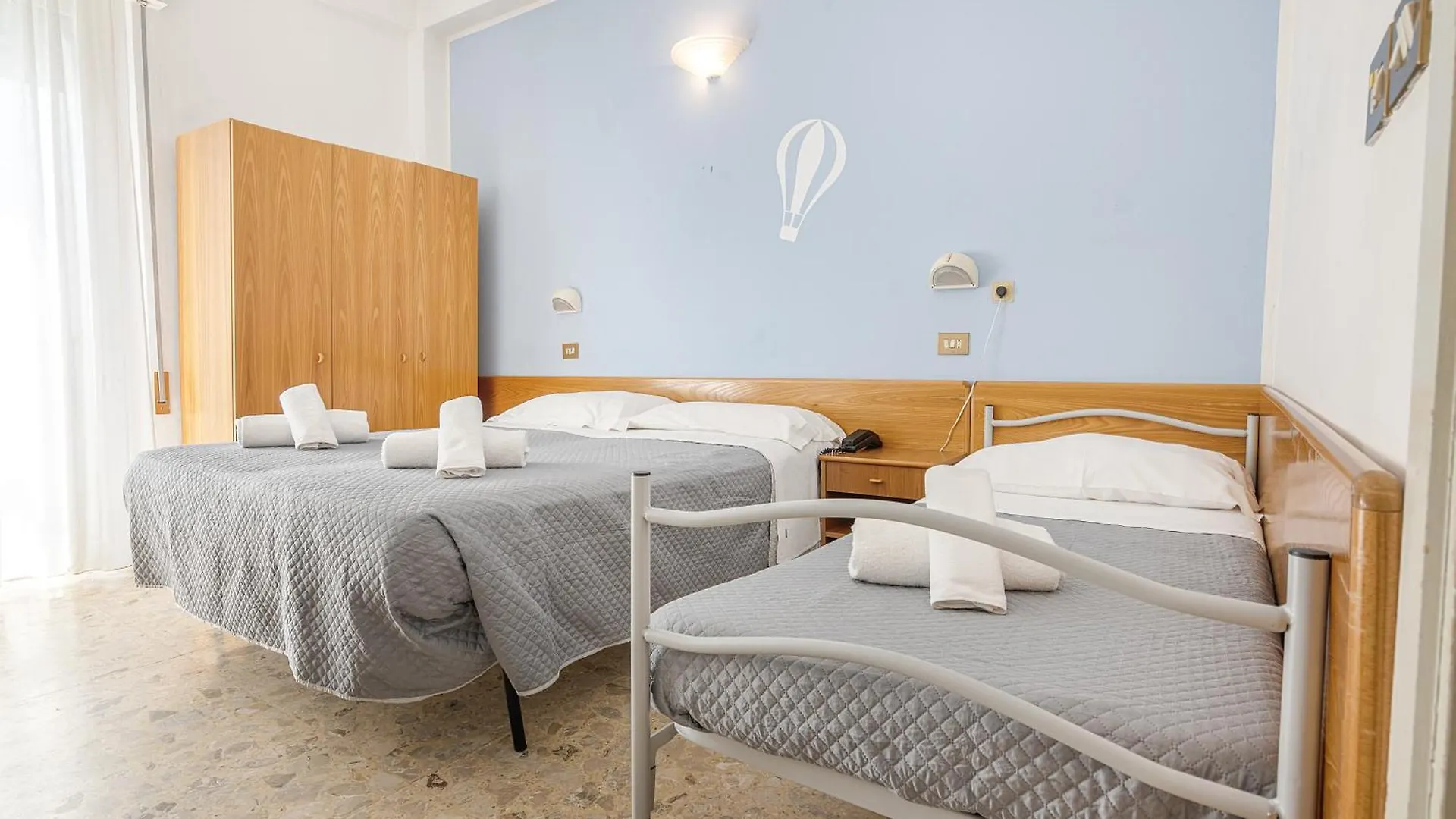 VIAGGY Hotel Santiago Rimini